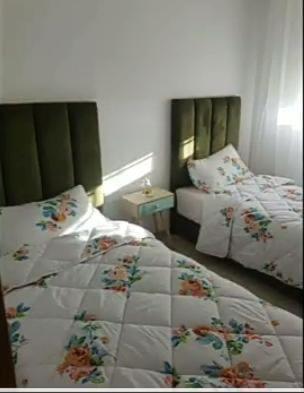 Jolie Grande Piscine Apartment